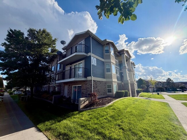 Building Photo - 117 Calbourne Ln