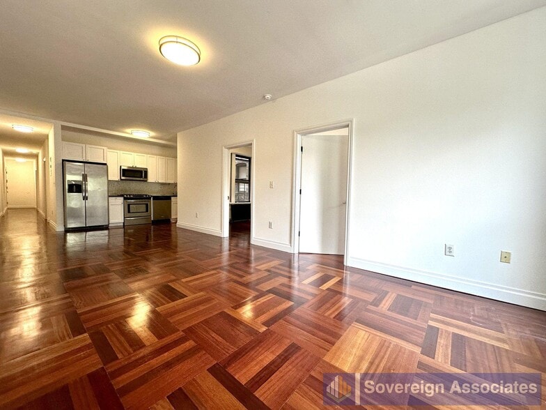 Building Photo - 601 W 137th St