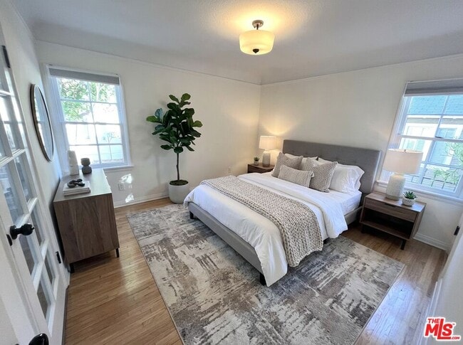 Building Photo - 958 N Vista St