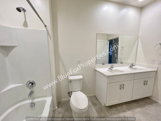 Building Photo - 6379 E Calle Hora Cero