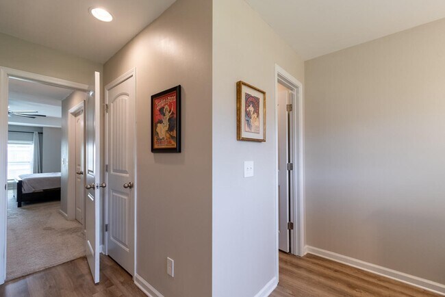 Building Photo - 510 Kittiwake Ln