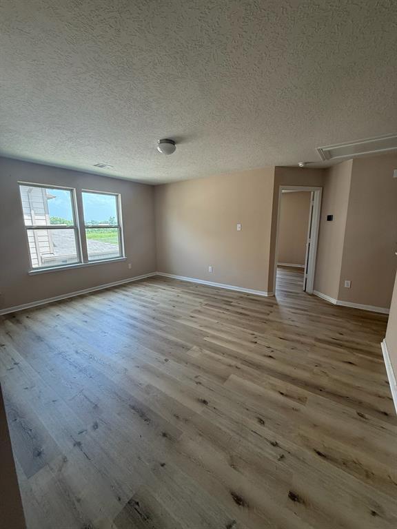 Building Photo - 2514 Hawthorn Park Ct