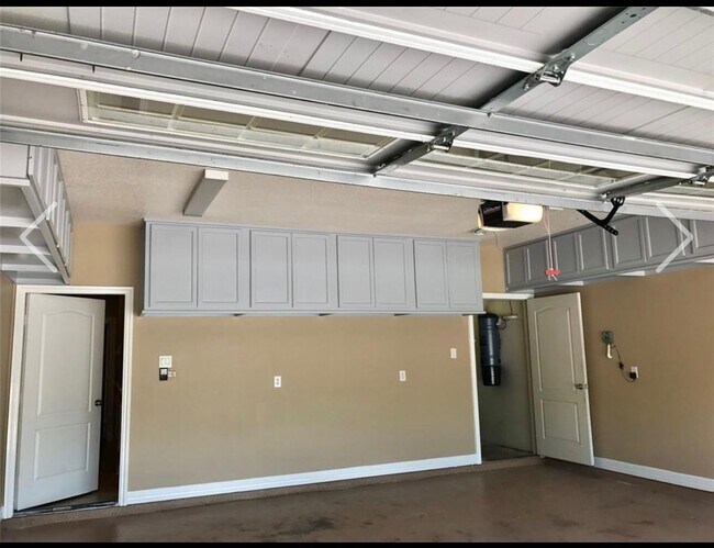 Building Photo - 6811 FM 521 Rd