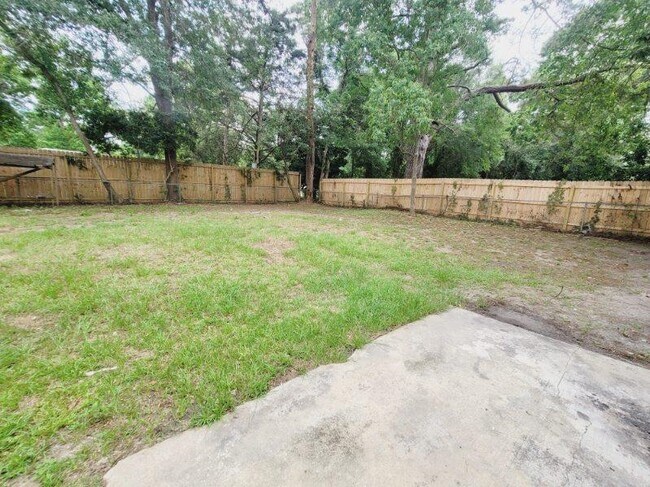 Building Photo - 3209 Hester Dr