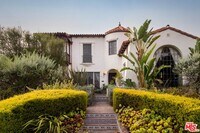 Building Photo - 4918 Angeles Vista Blvd
