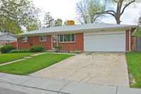 Building Photo - Arvada West Remodeled Ranch 4 bd, 3 bath