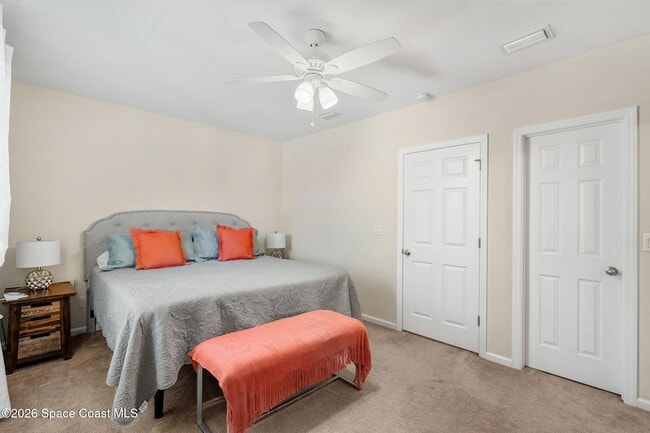 Building Photo - 2545 Revolution St