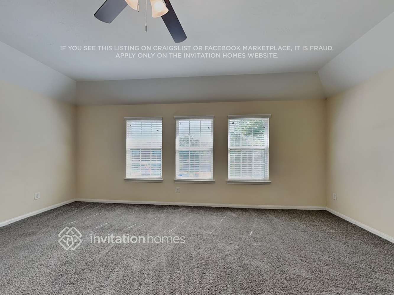Building Photo - 5915 Deep S Dr