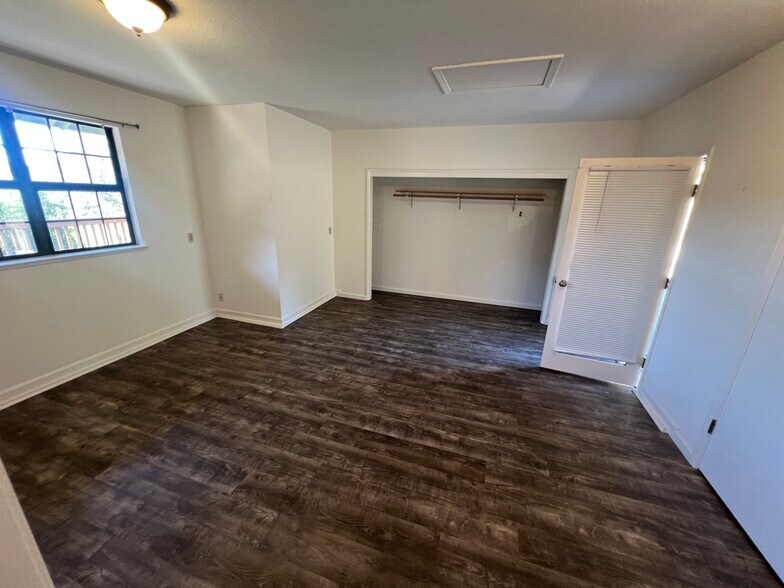 Building Photo - 190 Aromas Rd