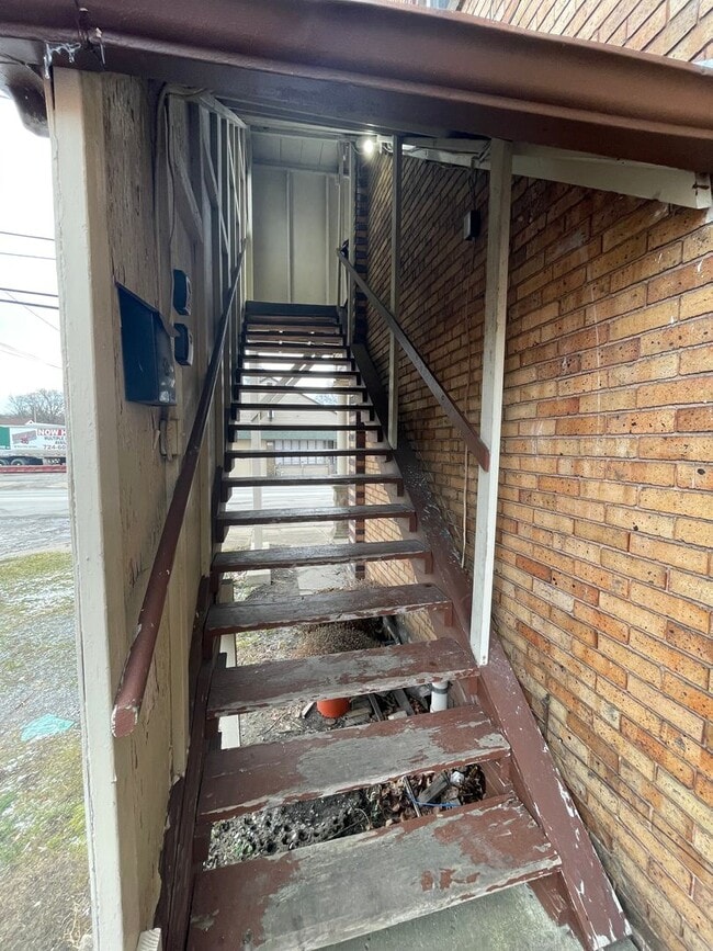 Building Photo - 700 Market St