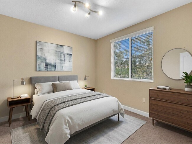 Building Photo - 4303 Renaissance Way