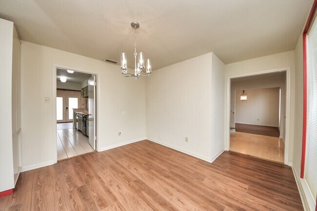 Building Photo - 3021 Teague Rd