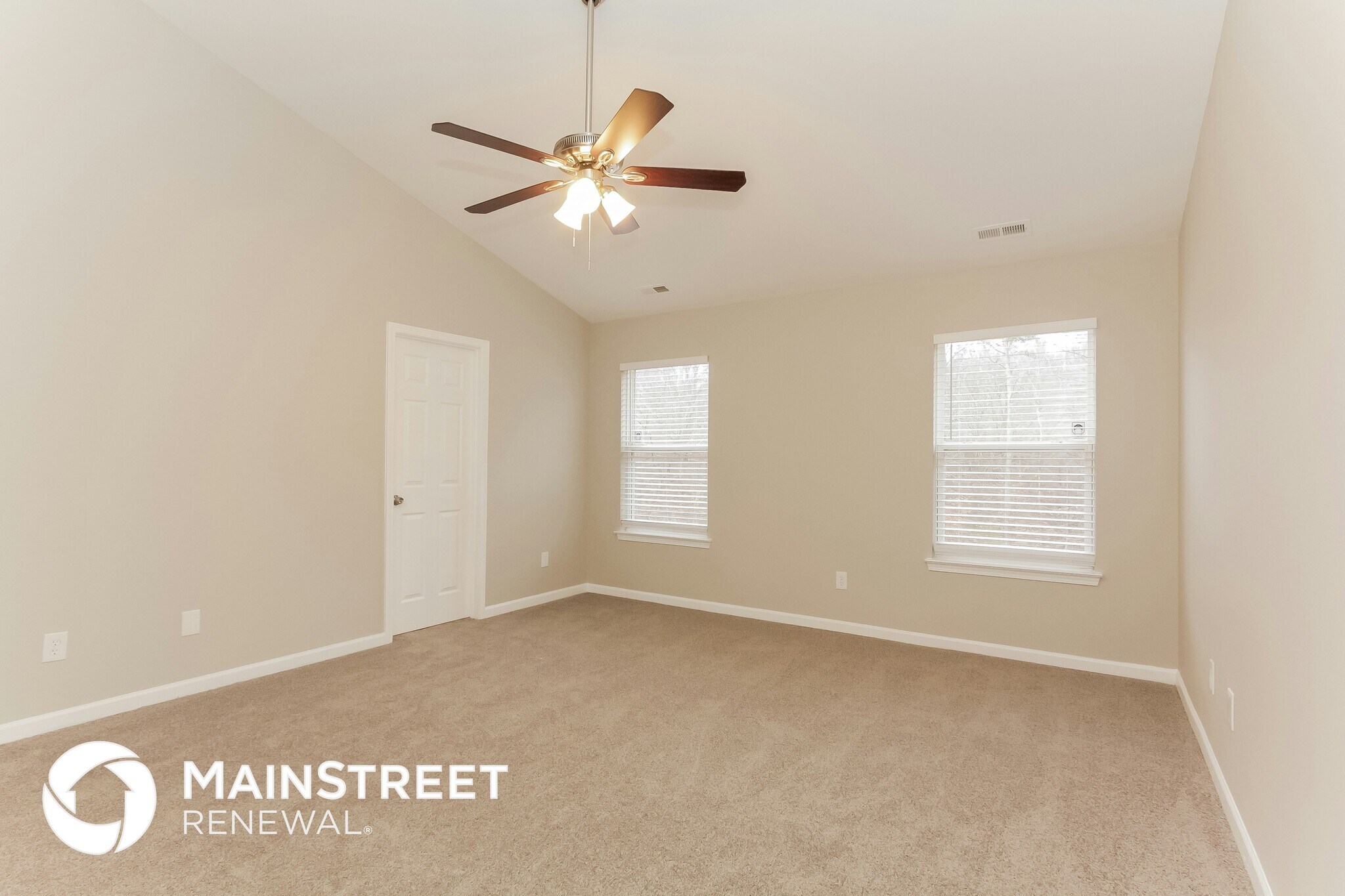 Building Photo - 6817 Goldenwillow Dr