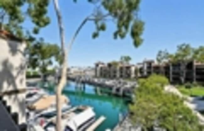 Building Photo - UNFURNISHED | 1 Bedroom | 1.5 Bath | $3,980/month