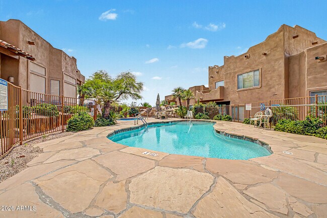 Building Photo - 6540 E Redmont Dr