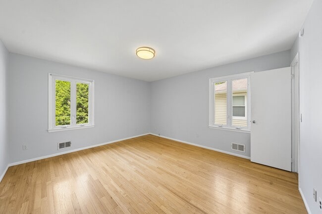 Building Photo - 1031 Di Antonio Dr