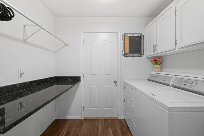 Building Photo - 1234 Pheasant Wy