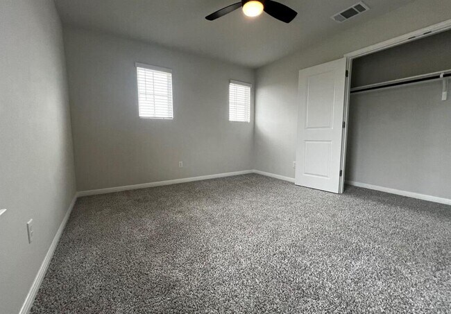 Building Photo - 1509 Deering Run