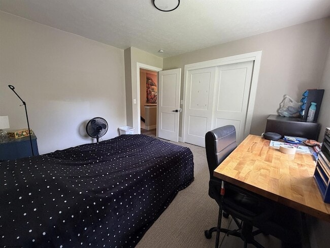 Building Photo - 32 Highland Ave