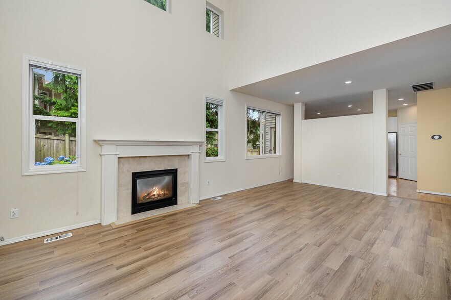 Building Photo - 4720 160th Pl SW