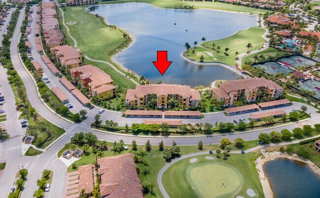 Building Photo - Furnished Annual -  2BR/2BA Second Floor c...