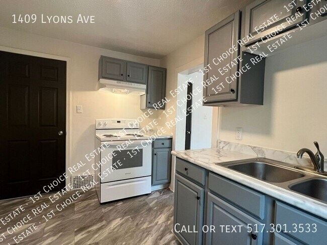 Building Photo - 1409 Lyons Ave