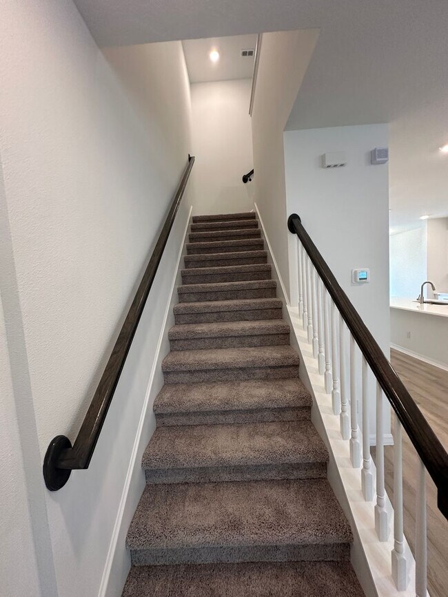 Building Photo - Stunning newly built 3/2.5 Town Home in St...