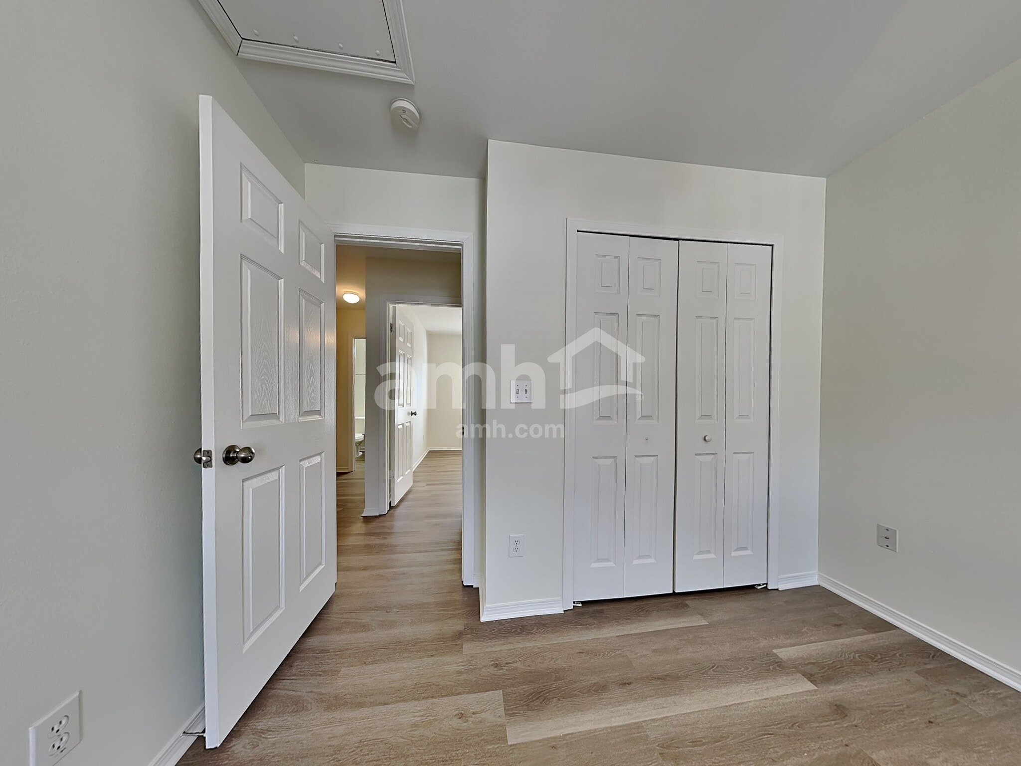 Building Photo - 8312 Ainsworth St