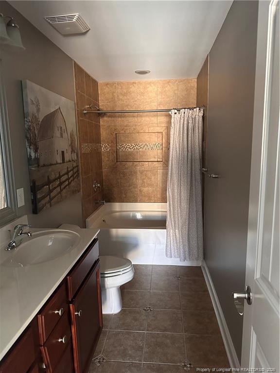 Building Photo - 123-201 Person St