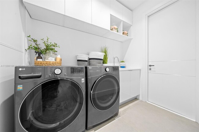 Building Photo - 3925 194th Ln