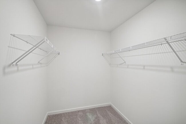 Building Photo - Fantastic 3bd/2ba home! Let yourself in!