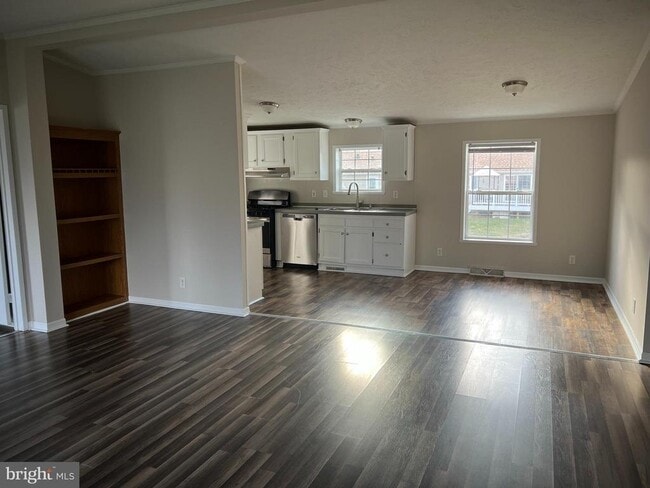 Building Photo - 37 Thayers Gull Dr