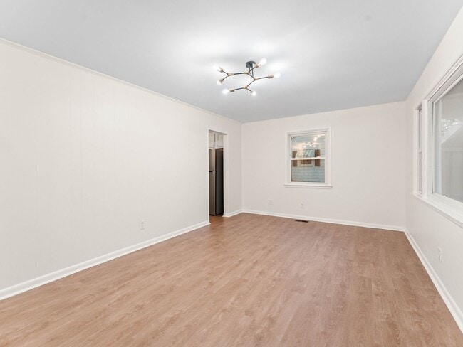 Building Photo - Fully Renovated 4-Bedroom Home with Large Fenced Yard in Clayton