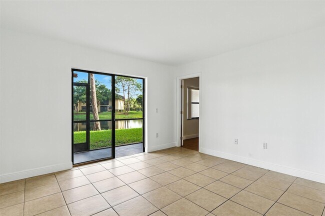 Building Photo - 141 NW 93rd Ave