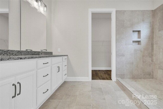 Building Photo - 4751 Anise Cir