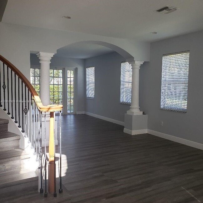 Building Photo - 6506 Marbletree Ln