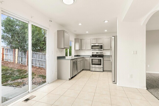 Building Photo - 6712 Fonder Dr