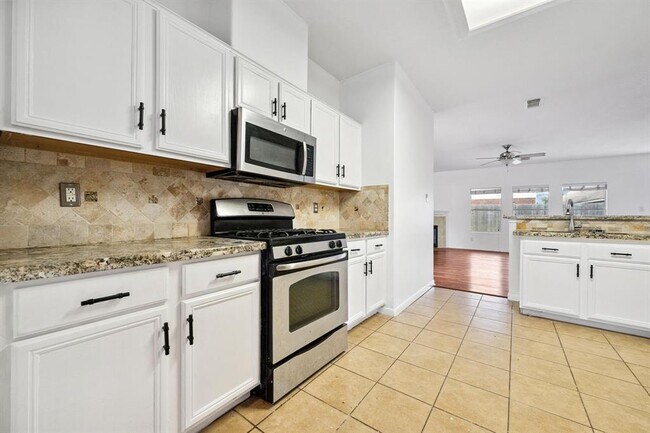 Building Photo - 18435 Emory Brook Ct
