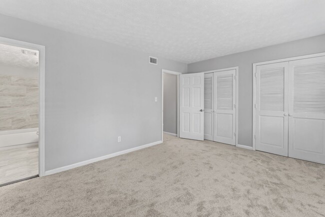 Building Photo - 6428 Wood Cir W