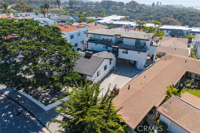 Building Photo - 237 Avenida Montalvo