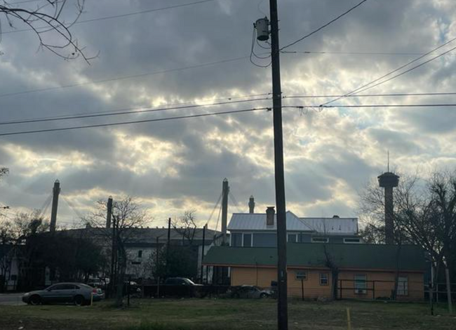 Building Photo - 226 S Hackberry St
