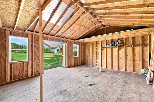 Building Photo - 233 Forester Dr