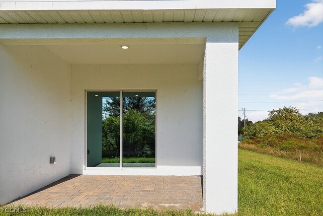 Building Photo - 553 Kingsbury Ln