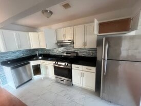 Building Photo - 14738 Springfield Ln