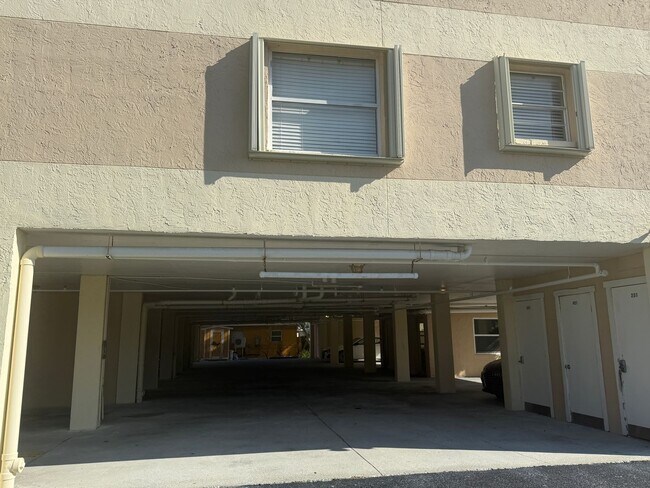 Building Photo - 1005 Gulf Blvd