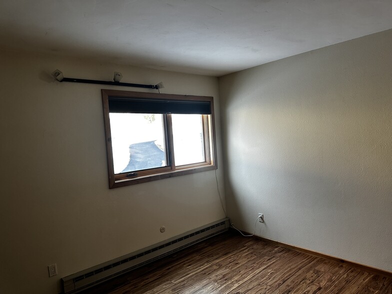 Bedroom - 2592 Anthonys Cir