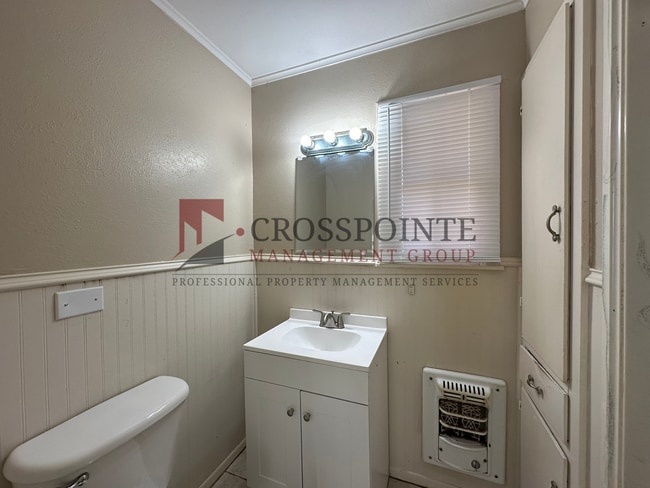 Building Photo - Tour Today! Newly Updated 3 Bedroom 2 Bath...