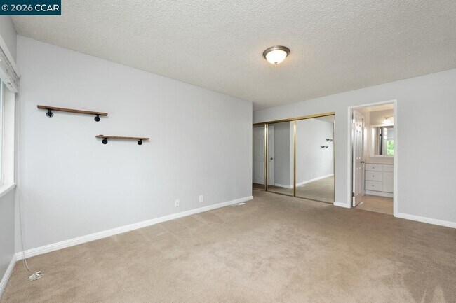 Building Photo - 238 Thistle Cir