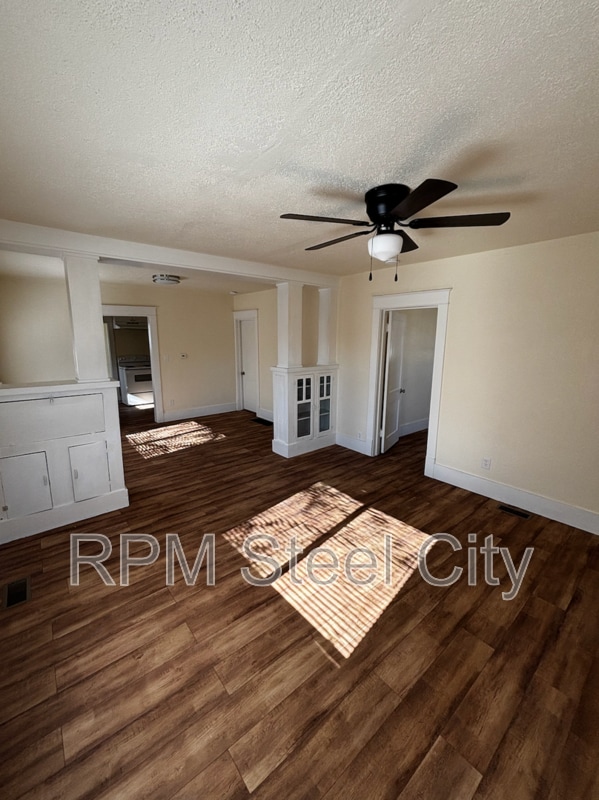 Building Photo - 1205 Carteret Ave