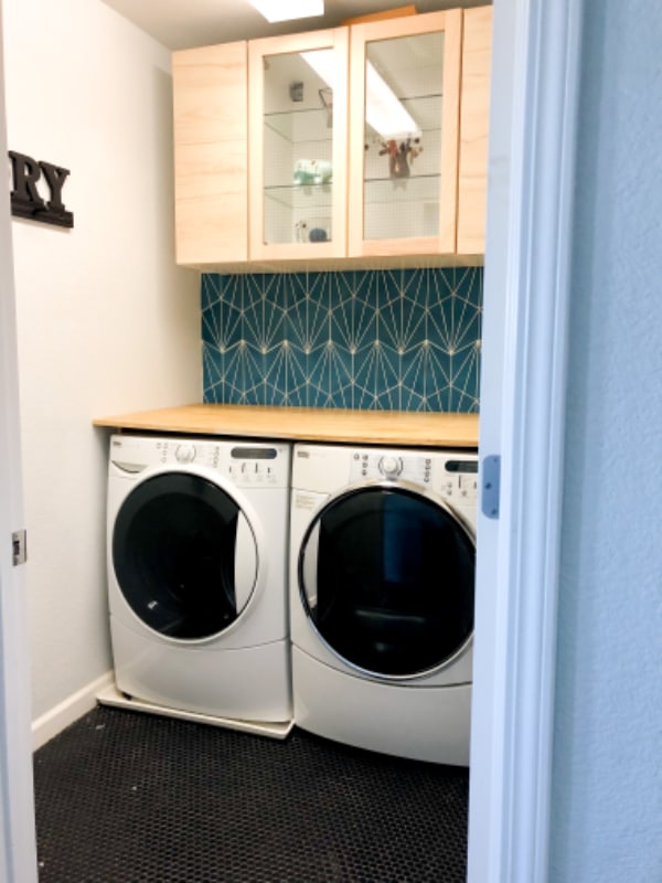 Building Photo - 1616 Flores Way